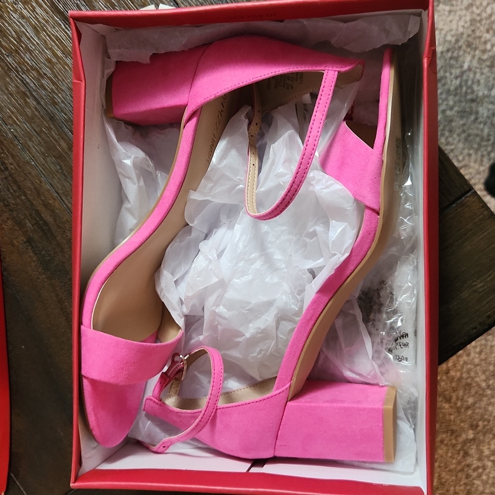 Prom shoes
